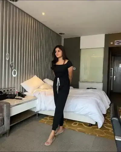 Chimur Call Girl Service