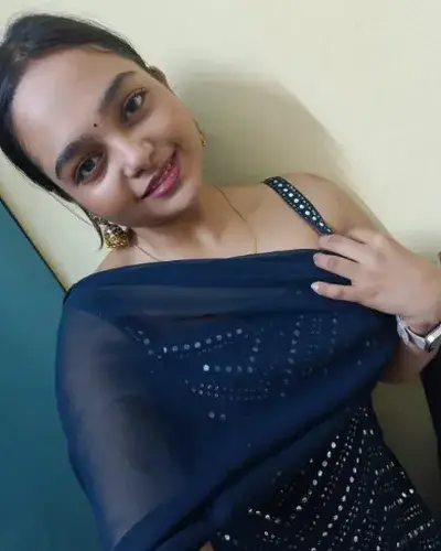 Chimur Escorts Service